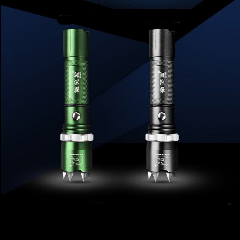 IronClaw™ - Lanterna de Autodefesa Tática LED
